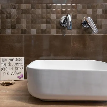 ベッド・アンド・ブレックファスト Le Stanze Di Luna