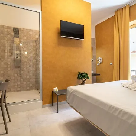 Le Stanze Di Luna 3* 지오이아델콜레